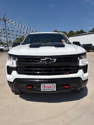 Used 2022 Summit White Chevrolet LT Trail Boss image 8