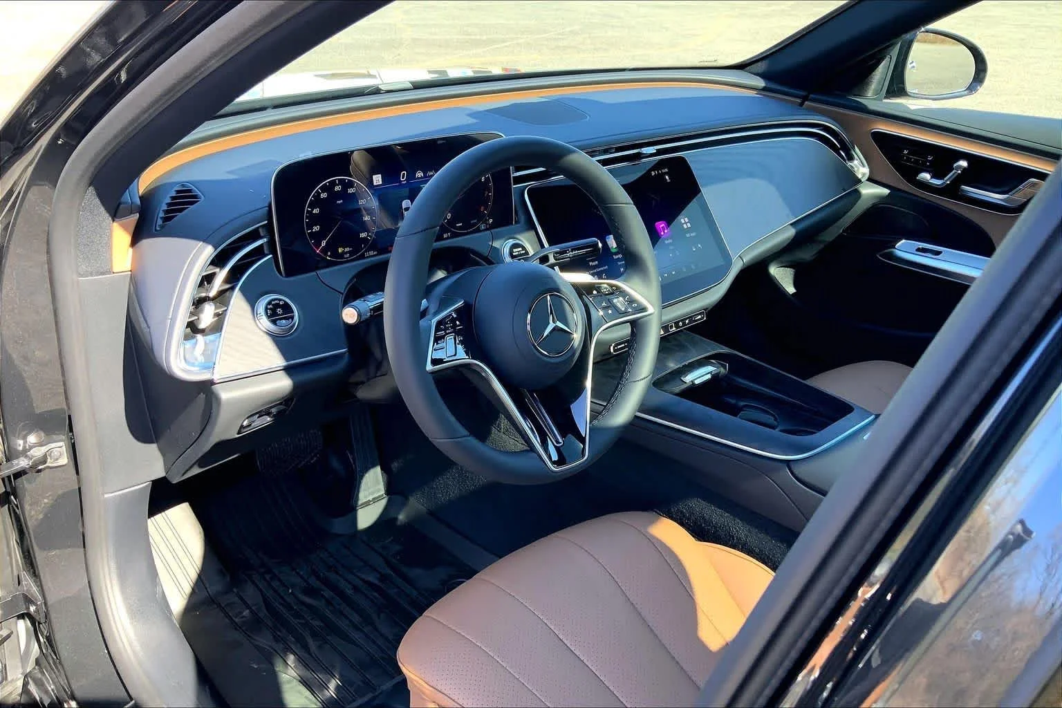 New 2026 Graphite Grey Metallic Mercedes-Benz E 350 image 8