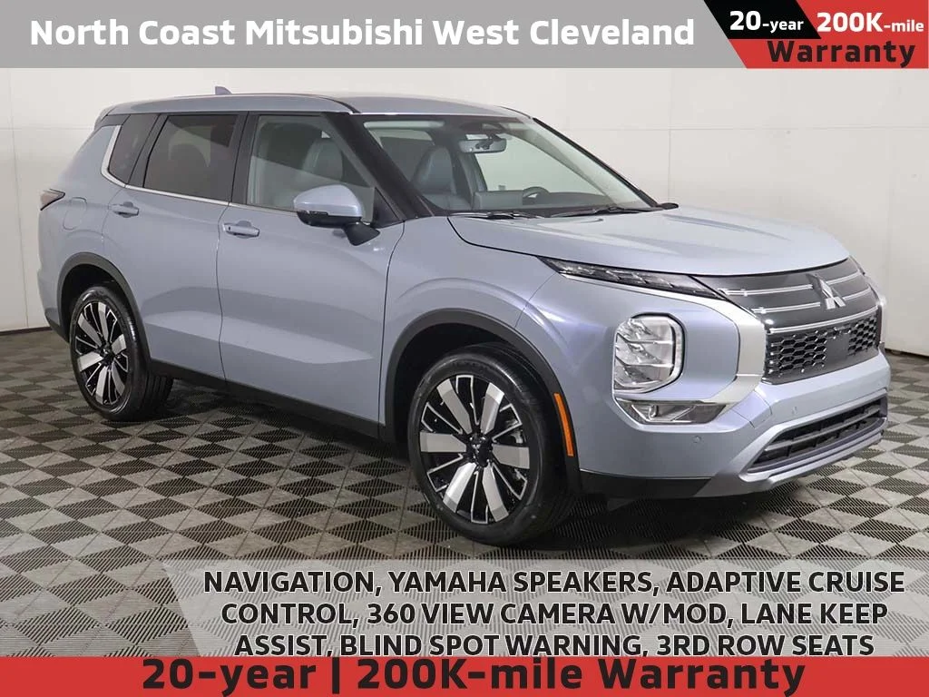 2026 Mitsubishi Outlander SE FWD's photo