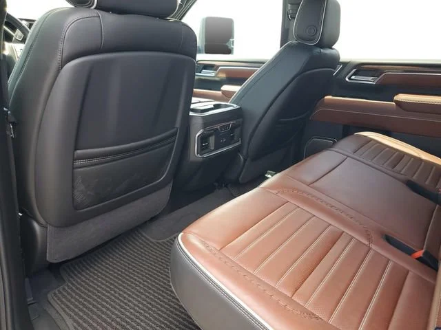 Used 2026 Onyx Black GMC Denali Ultimate image 23