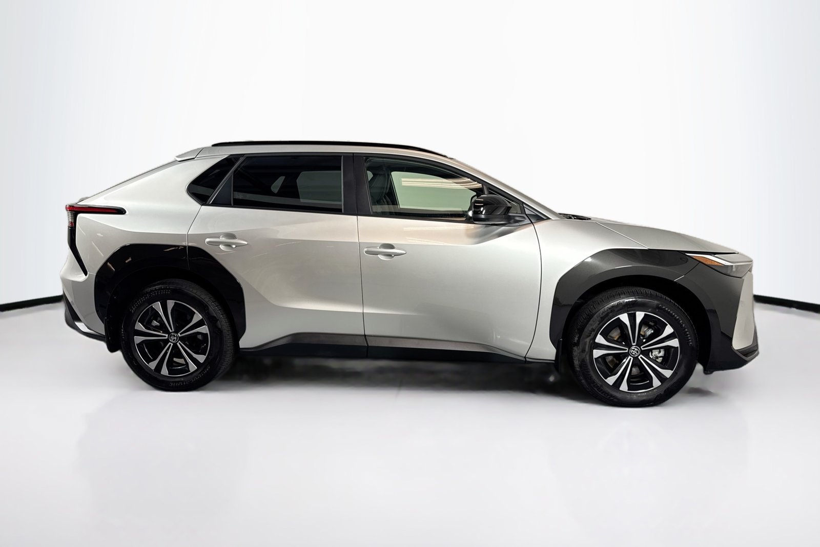 Used 2024 Black Toyota XLE image 4