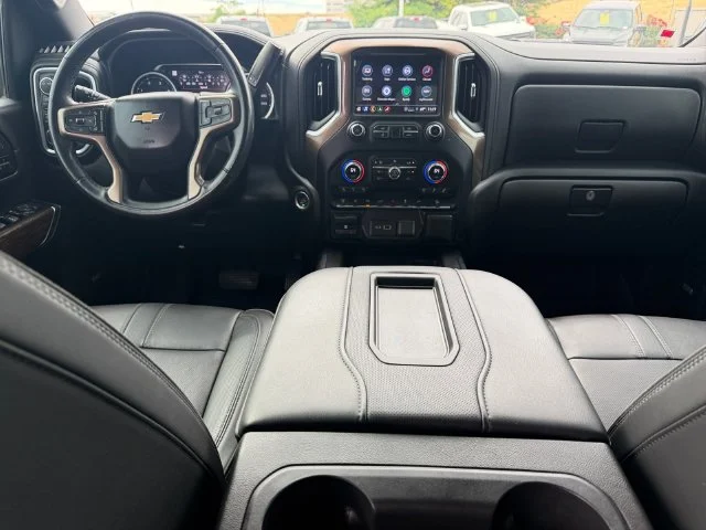Used 2022 Black Chevrolet High Country image 19