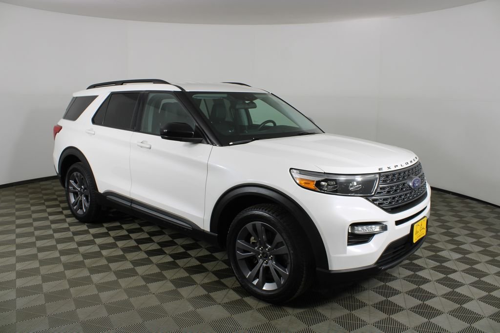 2022 Ford Explorer XLT 4WD's photo