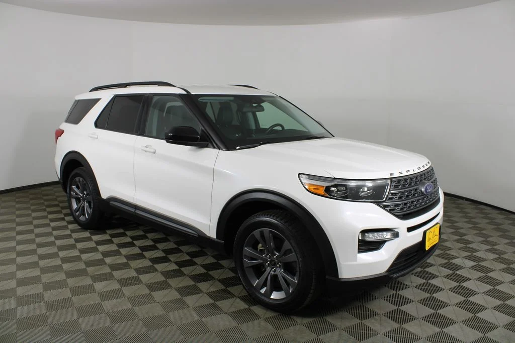 2022 Ford Explorer XLT 4WD's photo