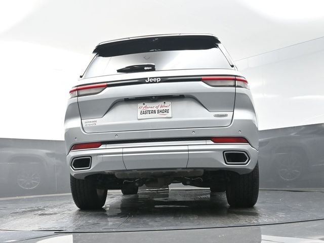 Used 2023 Silver Jeep Summit image 37