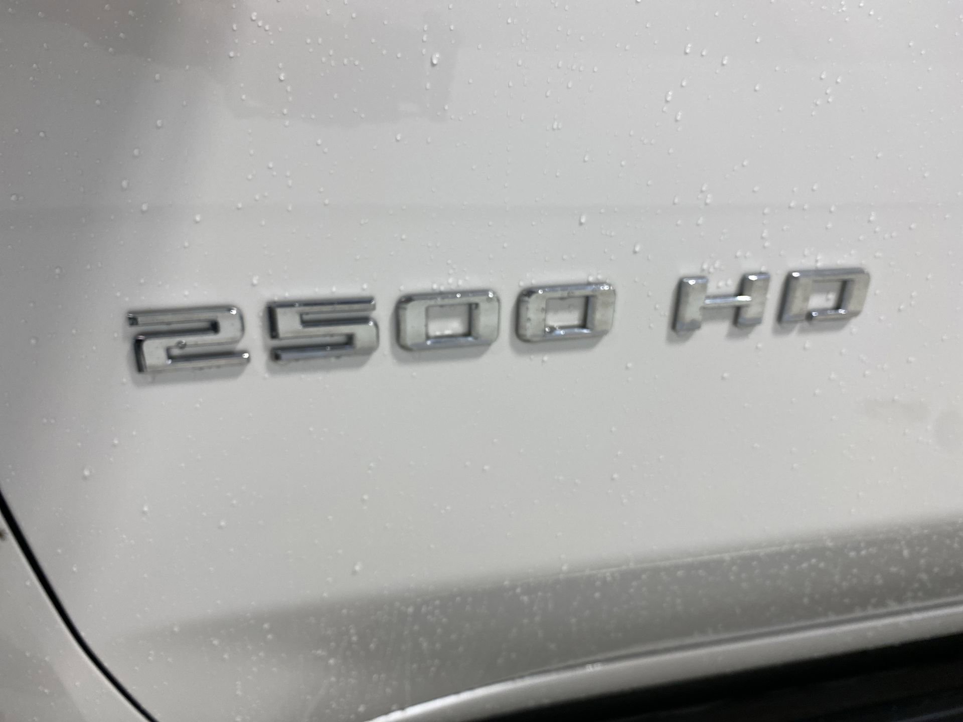 Used 2022 Iridescent Pearl Tricoat Chevrolet High Country image 30