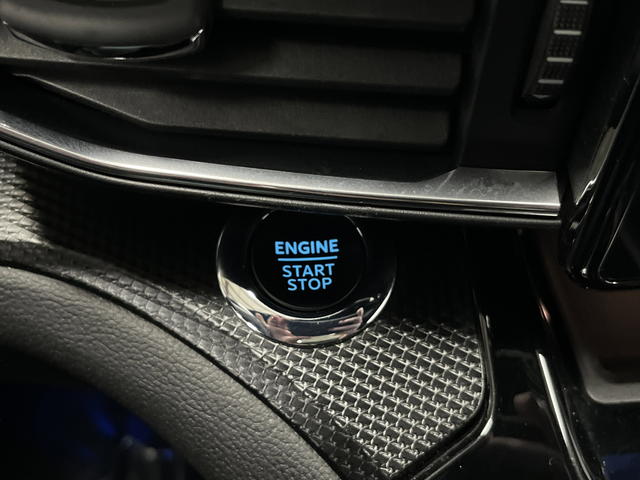 2023 Ford Explorer ST-LINE - Photo 23