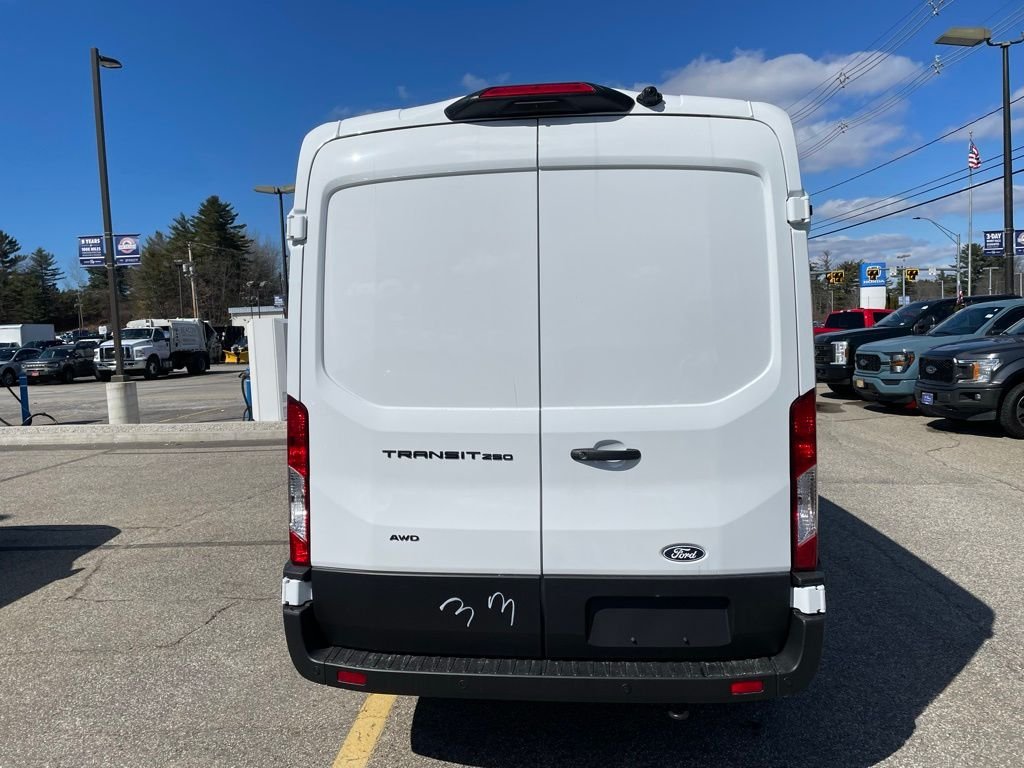 New 2026 Oxford White Ford Cargo Van image 5