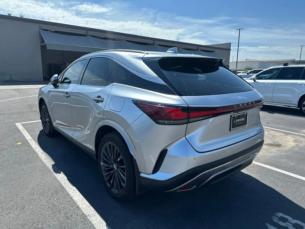 Used 2025 Silver Lexus 350h Premium image 12