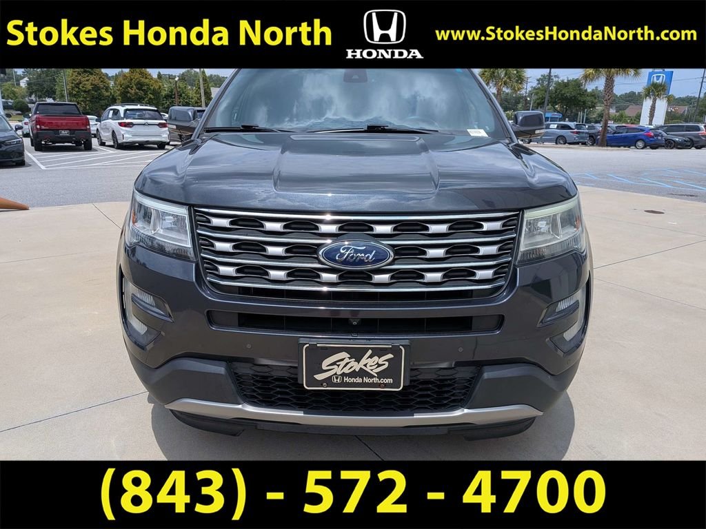 Used 2017  Ford Limited image 12