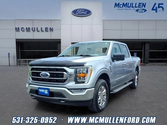 Certified Used 2021 Iconic Silver Ford XLT image 1
