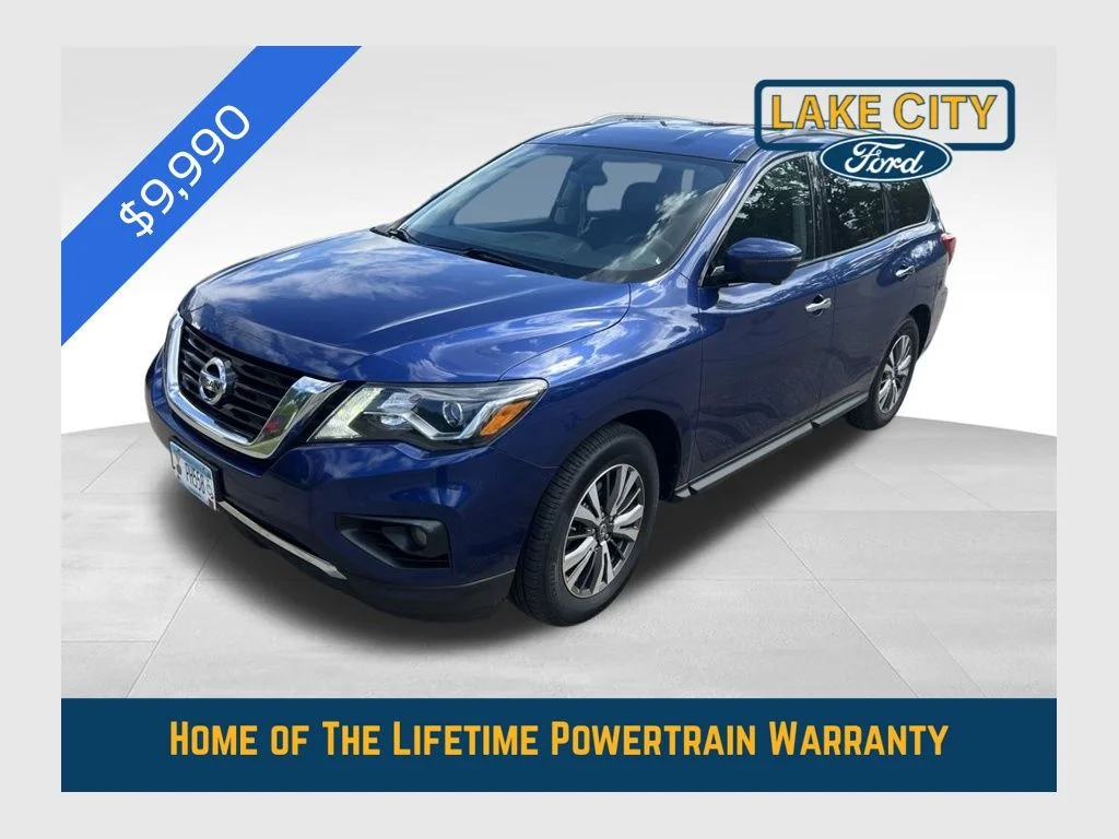 2019 Nissan Pathfinder SL 2WD's photo