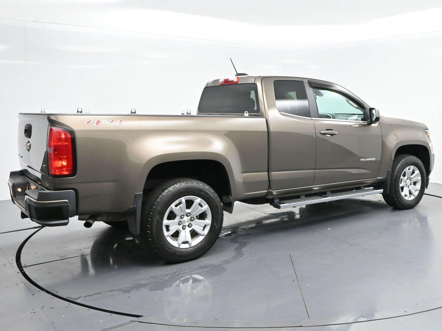 Used 2015 Brownstone Metallic Chevrolet 4WD LT image 7