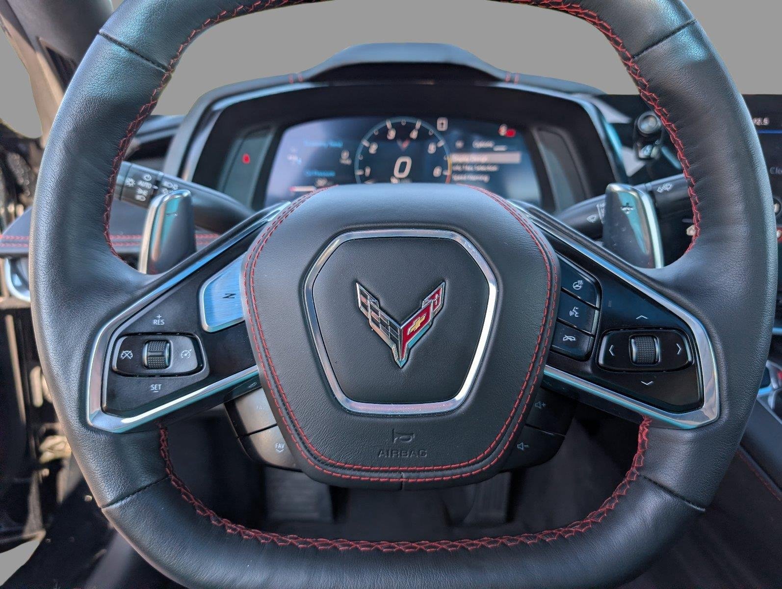 Used 2020 BLACK Chevrolet 3LT image 32