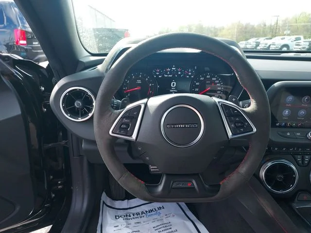 Used 2022 Black Chevrolet ZL1 image 20