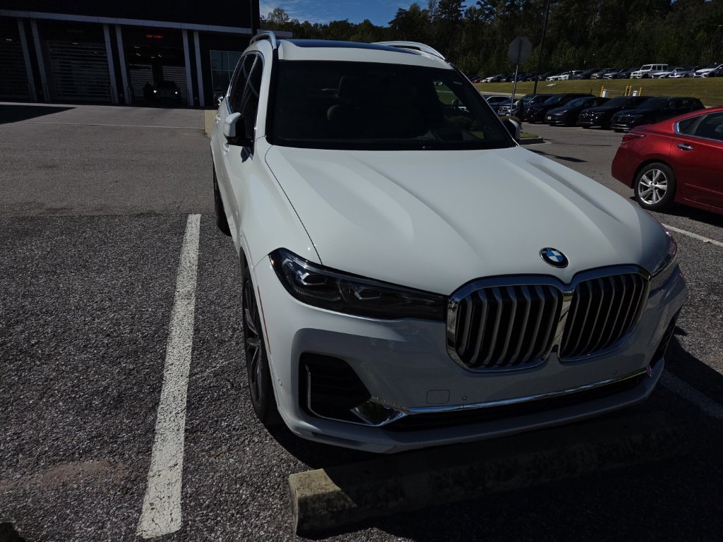 2021 BMW X7