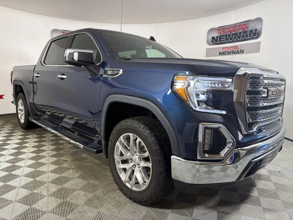 2020 GMC Sierra 4WD Crew Cab Short Box SLT's photo