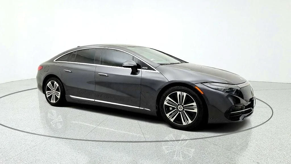Used 2022 Graphite Grey Metallic Mercedes-Benz EQS 450+ Sedan image 3