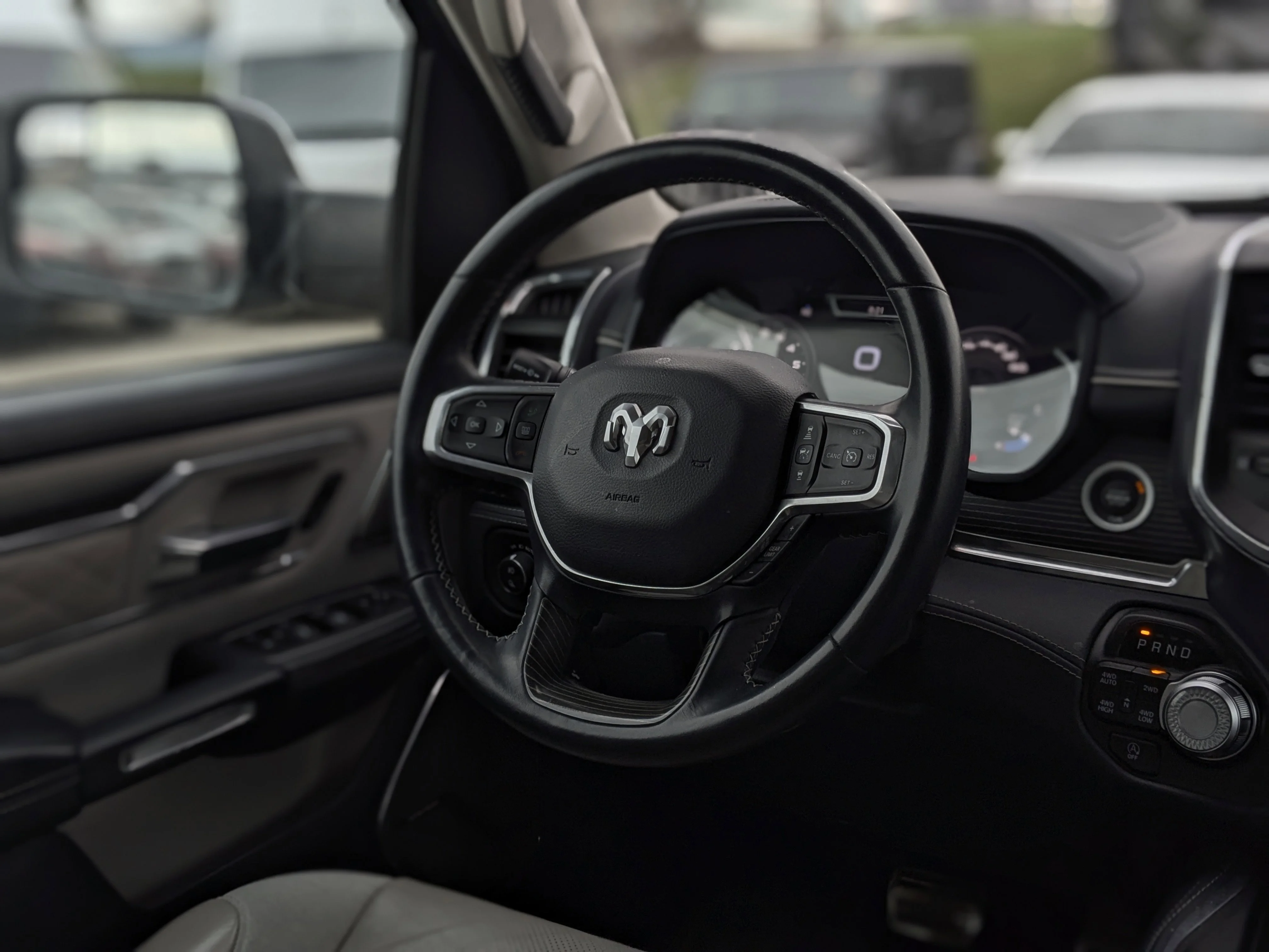 Used 2023 Silver RAM Limited - - Elite Pkg  - Ltd Lvl 1 Grp  - Pano Sunroof  - 22 Wheels  & More image 15
