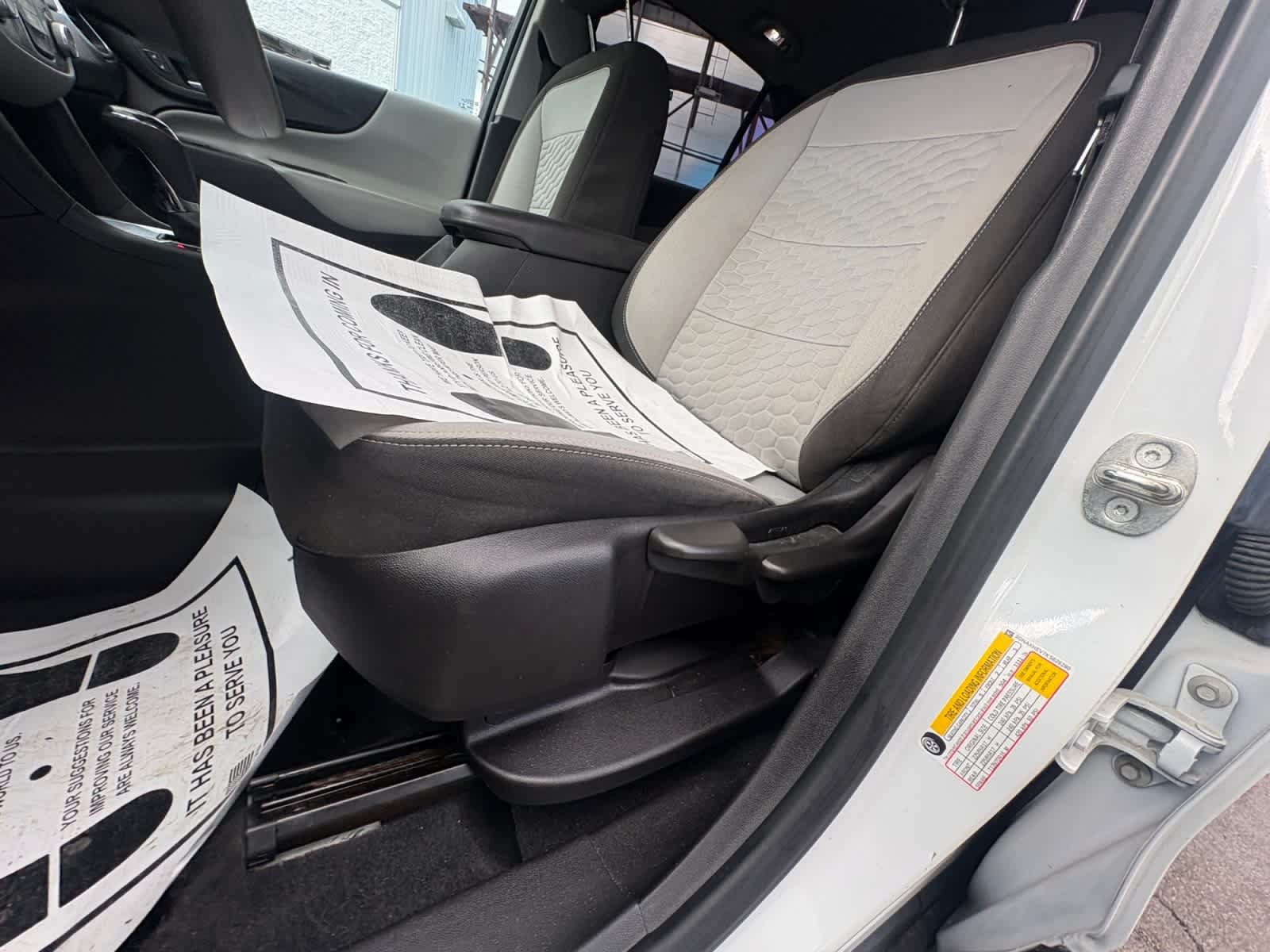 Used 2019 Summit White Chevrolet LS image 34