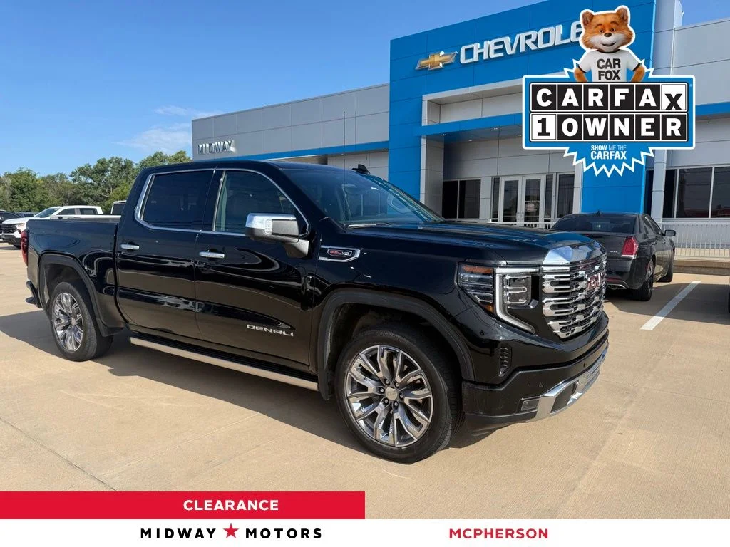 Used 2024 Black GMC Denali image 1