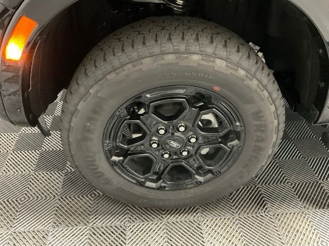 New 2026 Shadow Black Ford XLT image 41