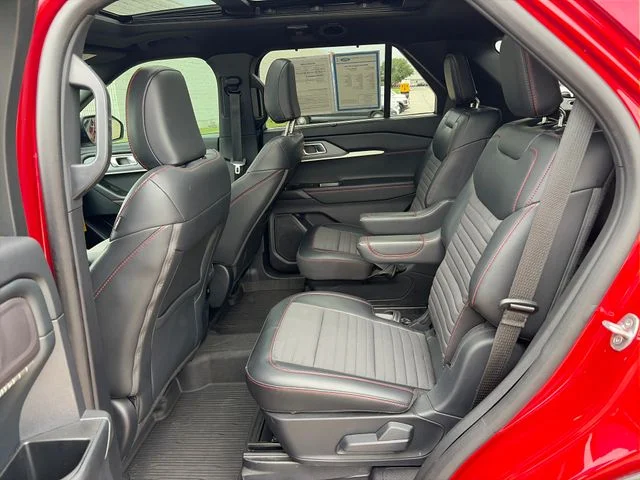 Used 2025 Red Ford ST-Line image 22