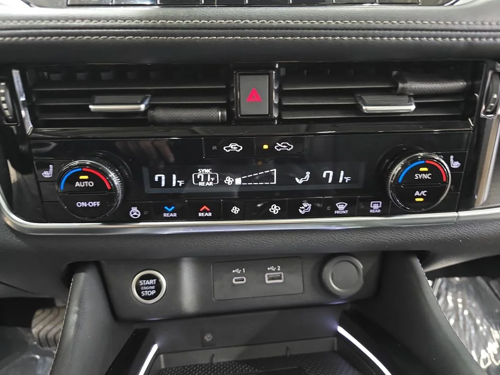 Used 2023 Gray Nissan Platinum image 21