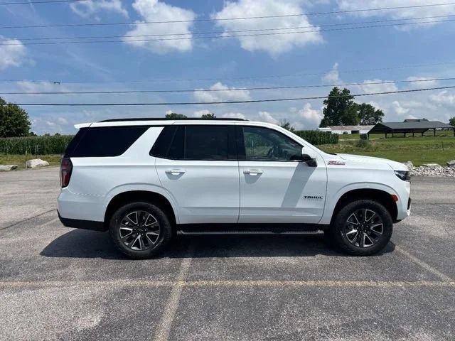 Used 2023 Summit White Chevrolet Z71 image 6