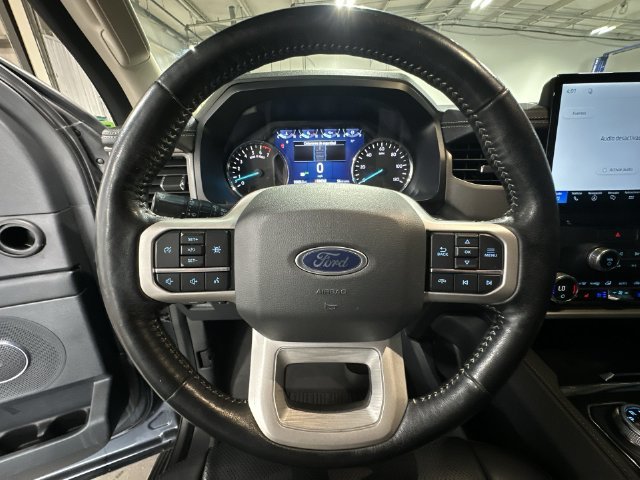 Used 2022 Dark Matter Metallic Ford XLT image 15
