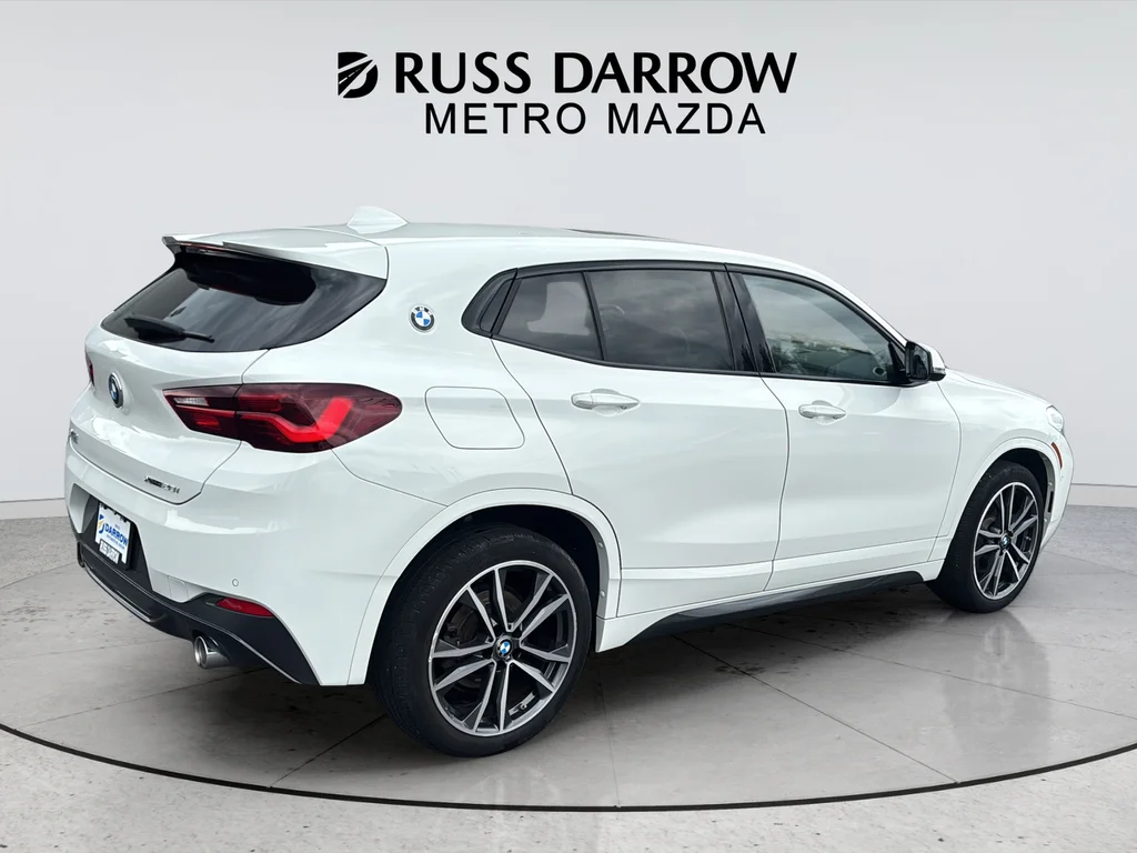 Used 2023 White BMW xDrive28i image 5