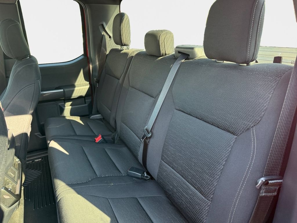 Used 2021 Red Ford XLT image 9