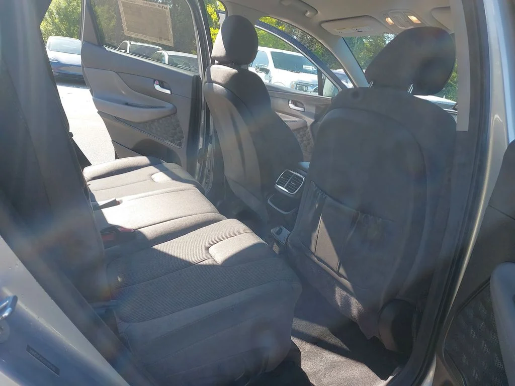 Used 2020 Silver Hyundai SEL image 11