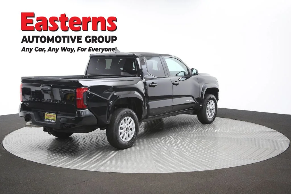 Used 2026 Black Toyota SR5 image 39