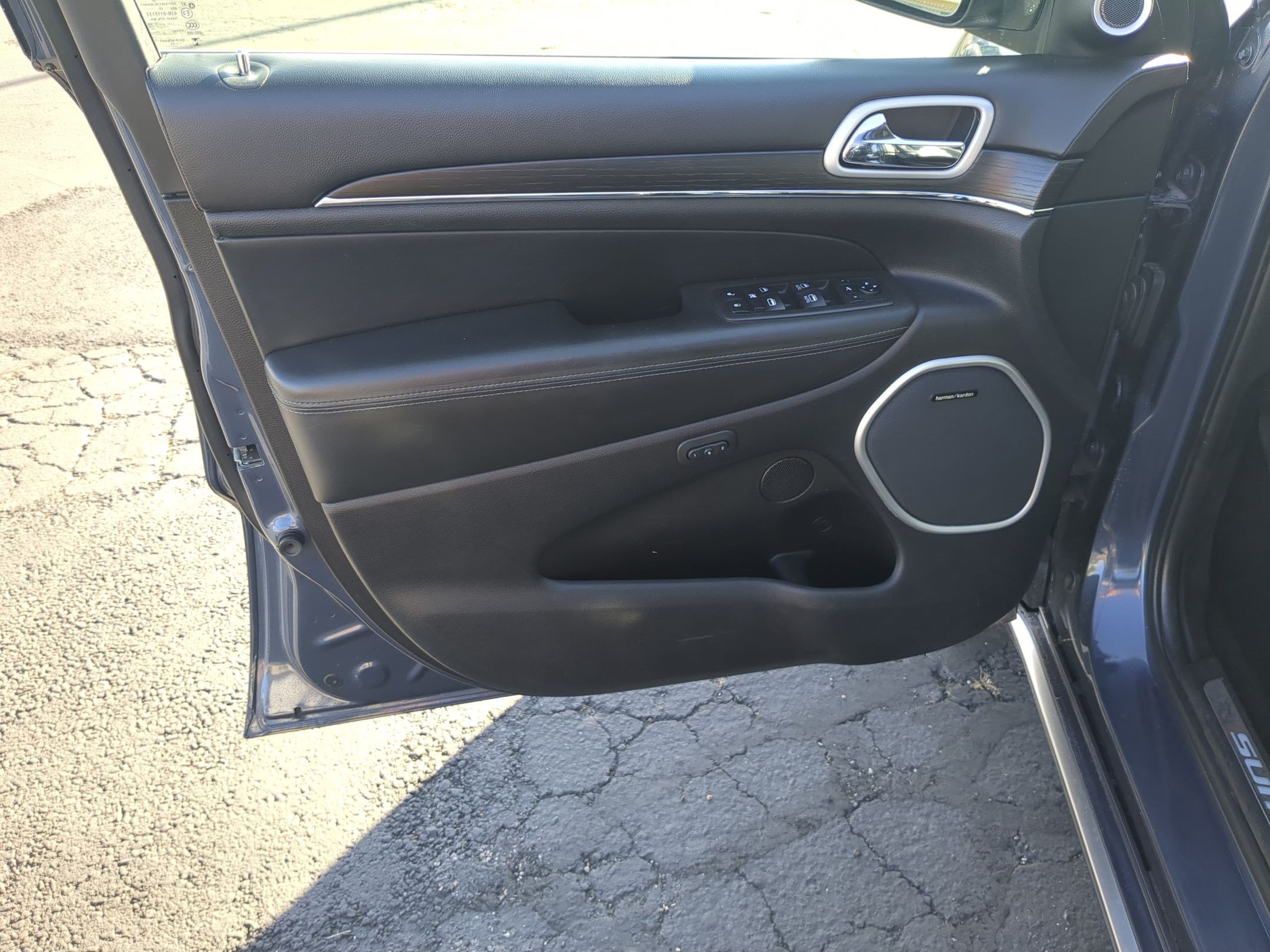 Used 2020 Slate Blue Pearlcoat Jeep Summit image 12