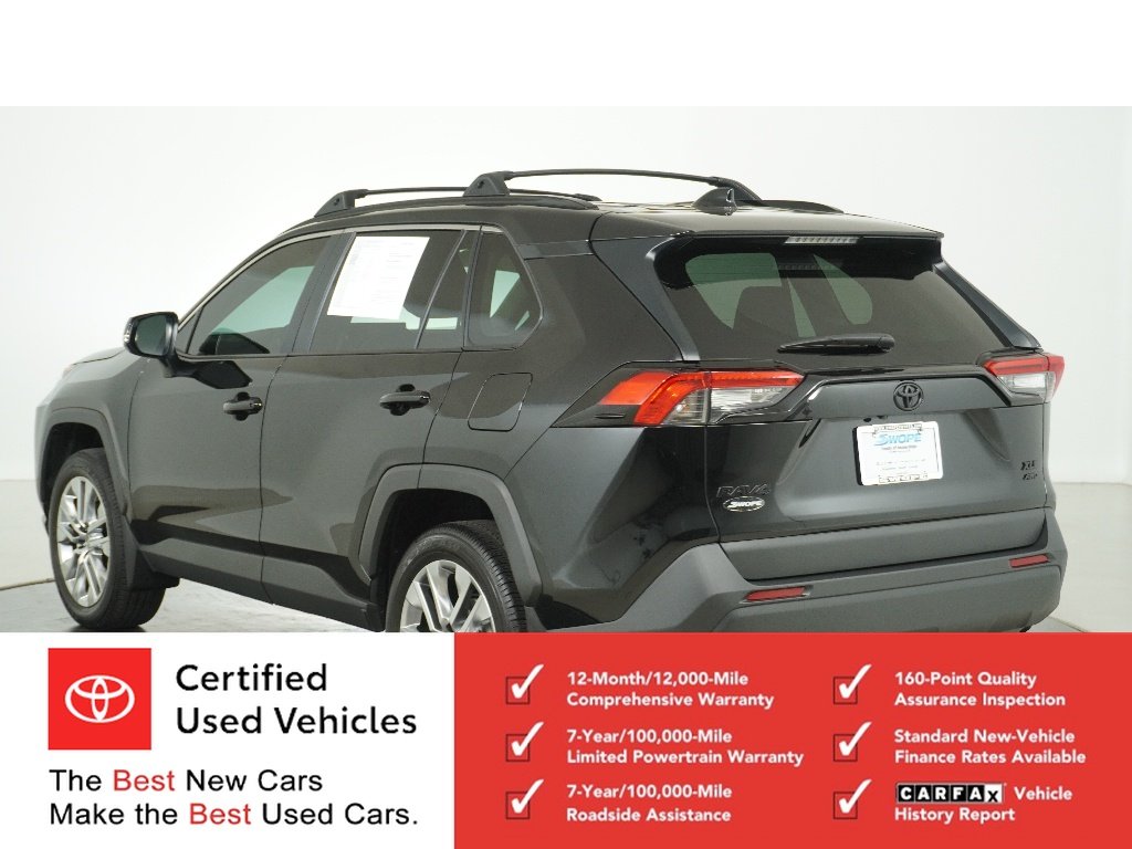Certified Used 2025 Midnight Black Metallic Toyota XLE Premium image 5