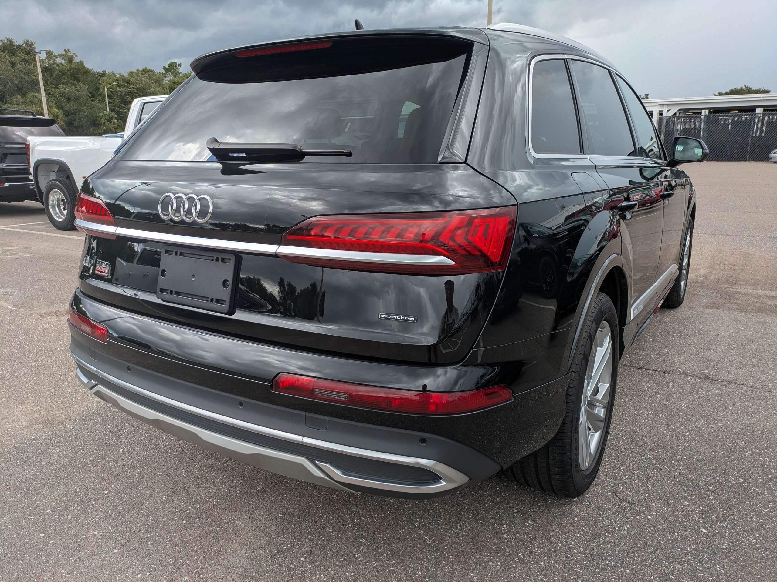 Used 2023  Audi Premium Plus image 3