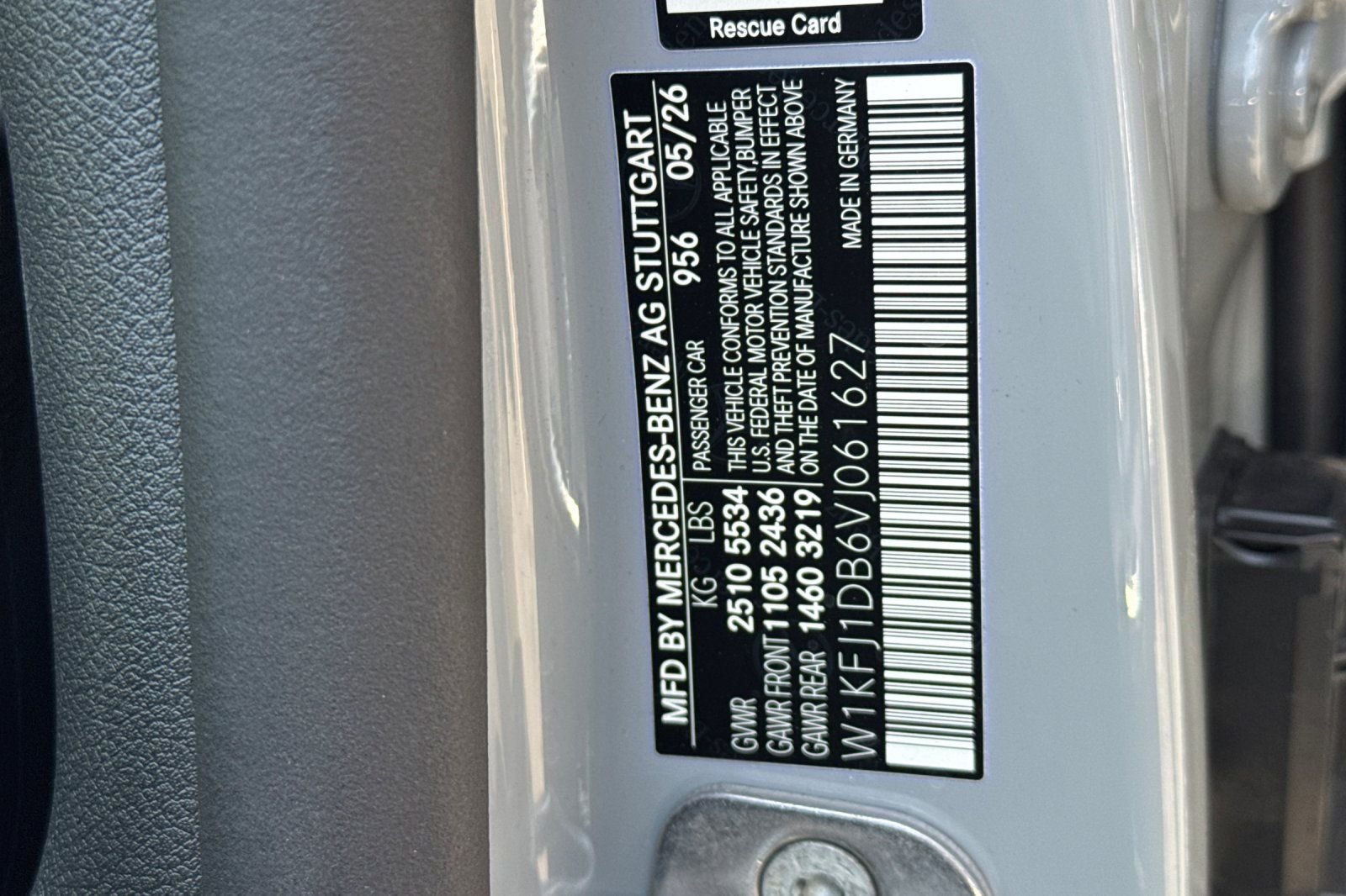 New 2027 MANUFAKTUR Alpine Grey Mercedes-Benz CLA 350 image 36