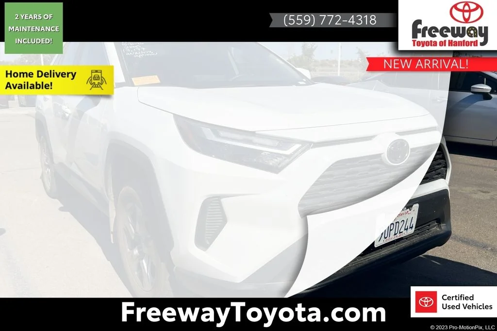 2025 Toyota RAV4 XLE AWD's photo