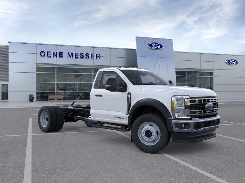 New 2026 Oxford White Ford F-600® XL image 7