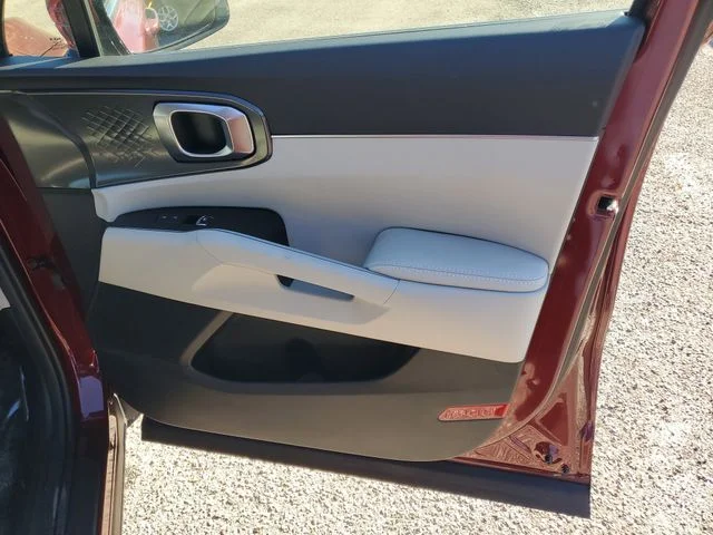 New 2025 Dawning Red Kia EX image 35