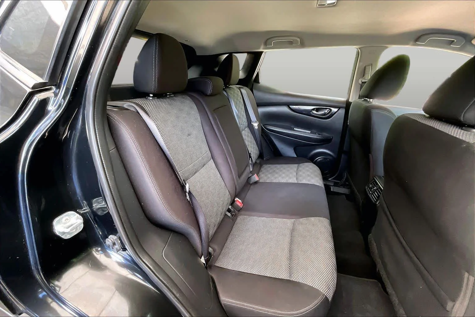 Used 2017 Magnetic Black Nissan SV image 19