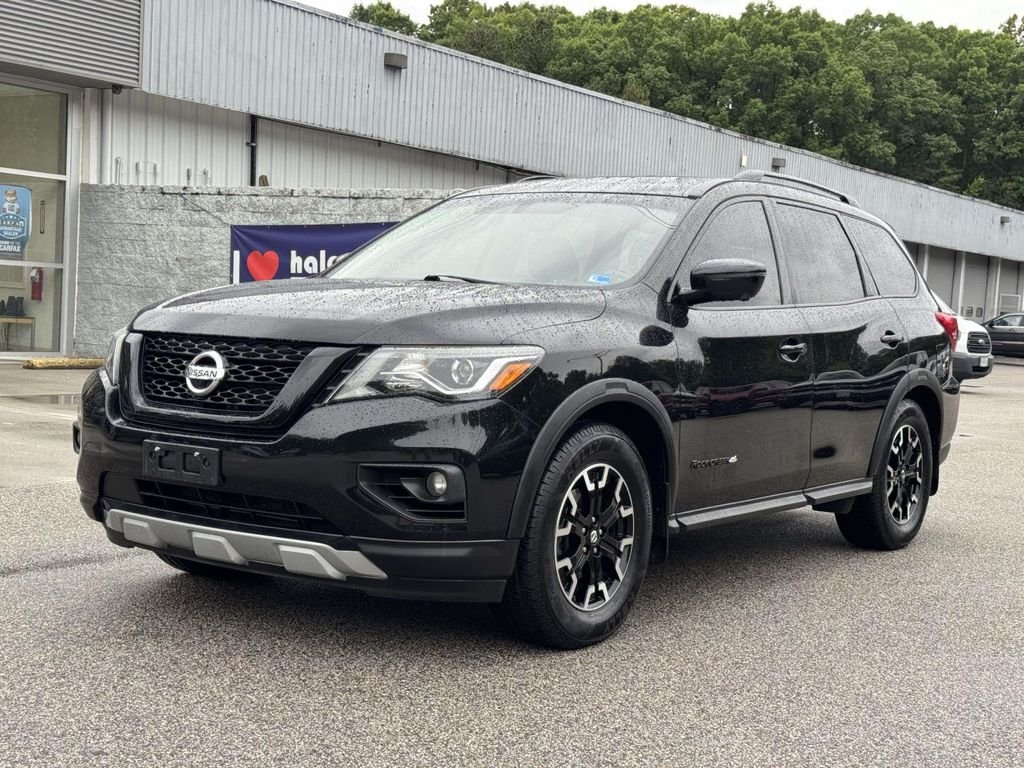 Used 2020 Black Nissan SL image 25