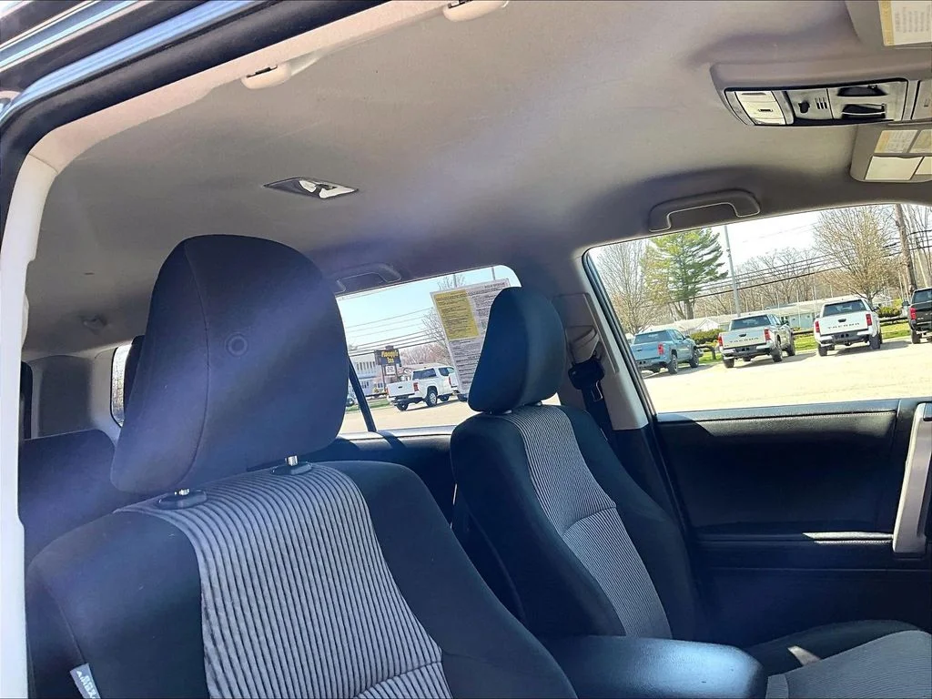 Used 2022 Gray Toyota SR5 image 22