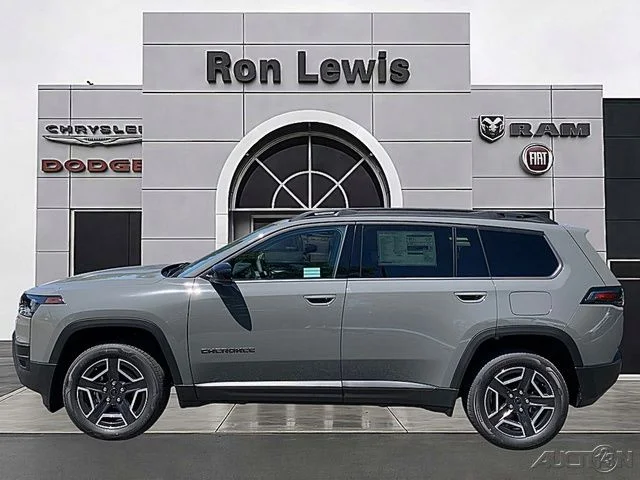 New 2026 Sting-Gray Clearcoat Jeep Limited image 1
