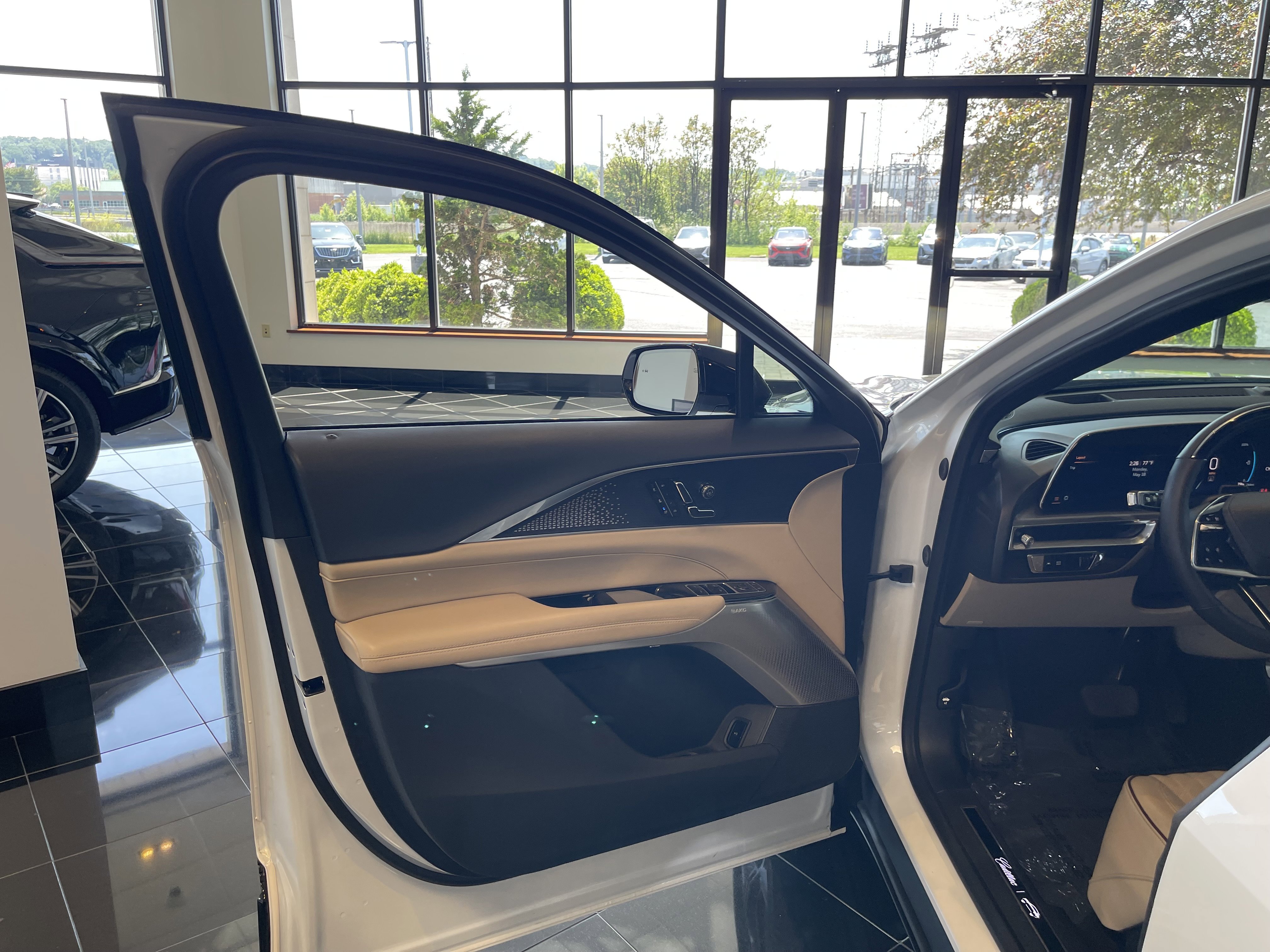 Certified Used 2024 Crystal White Tricoat Cadillac Sport 3 image 17