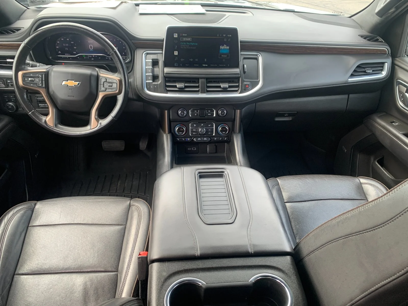 Used 2022 BLACK Chevrolet High Country image 15