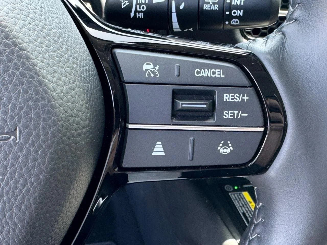 Certified Used 2024 DK. GRAY Honda EX-L image 22