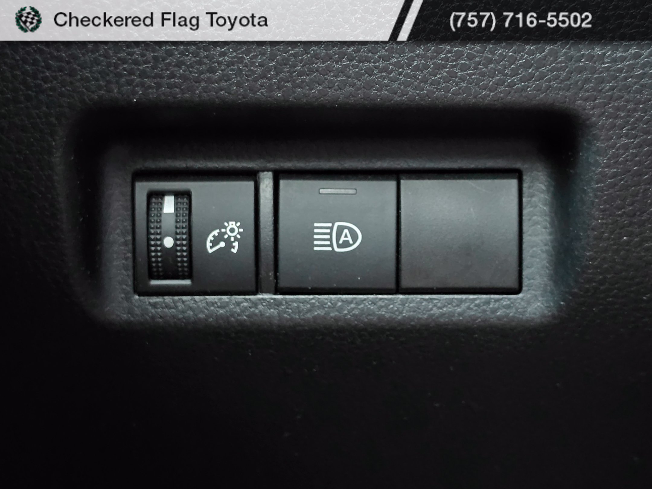 Used 2022 Silver Sky Metallic Toyota LE image 10