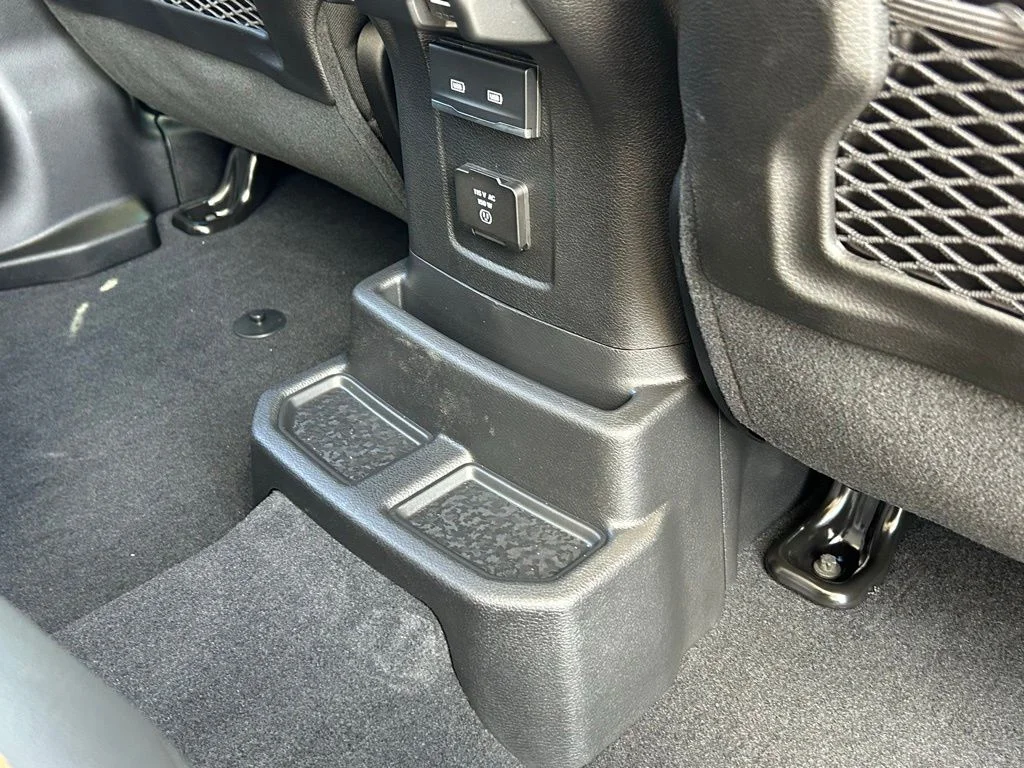 Used 2024 Blue Jeep Sahara image 32